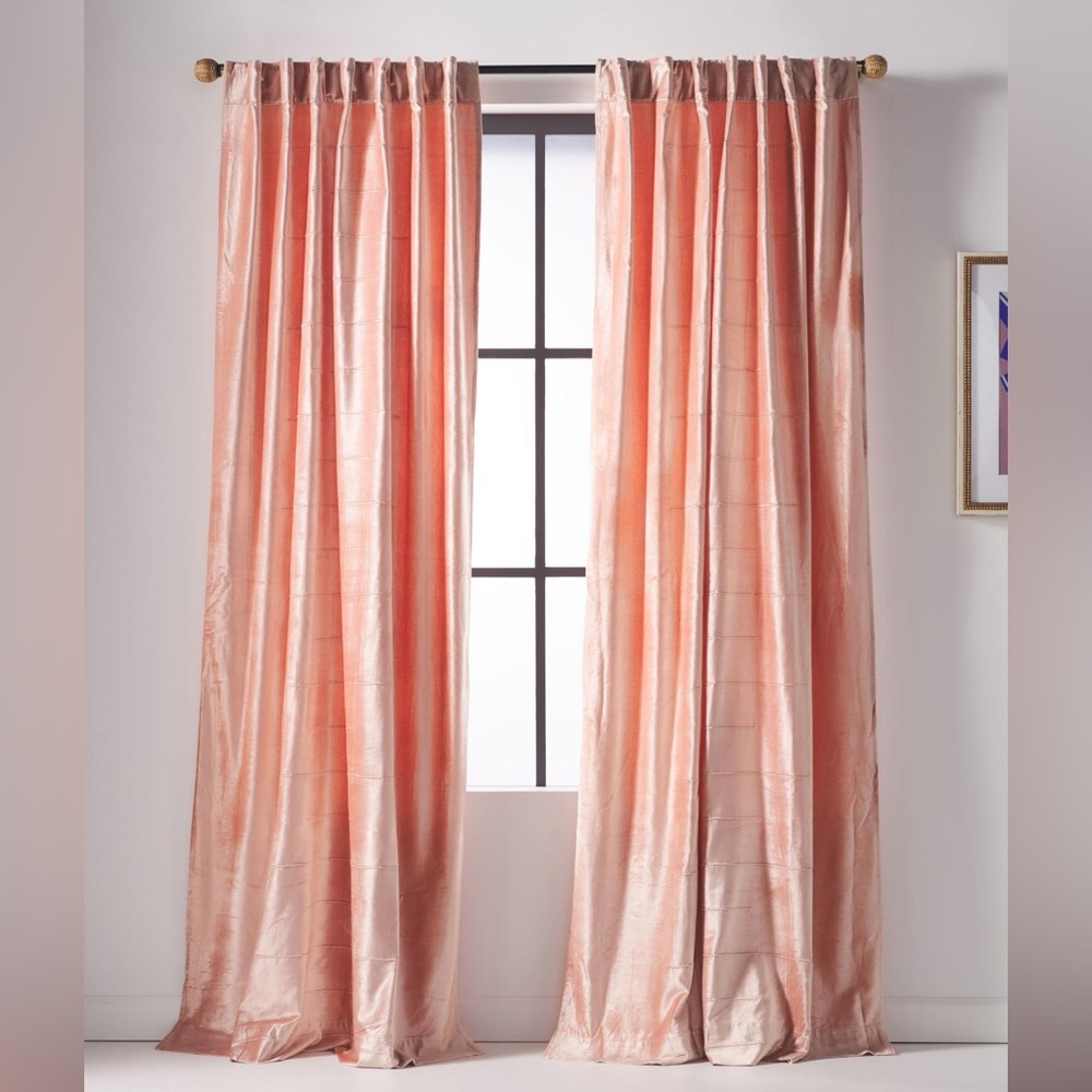 NWOT Anthropologie Arielle Velvet Curtain Z420